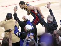 开云体育APP下载-摘下39分9篮板，黄蜂裁汰国王