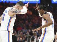 开云体育官网-爵士不敌开拓者，遭遇两连败