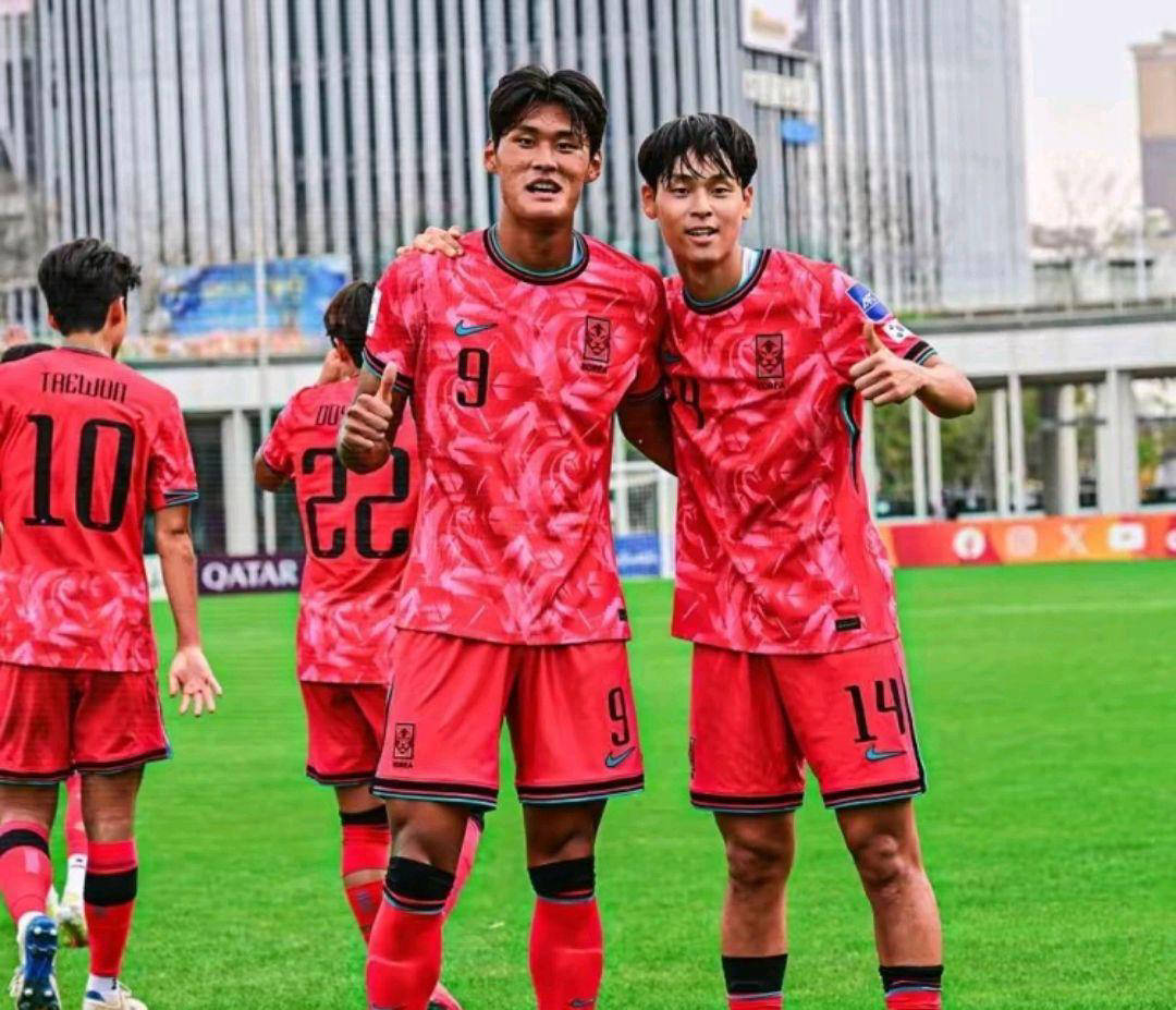 韩国球队在国际比赛中大放异彩