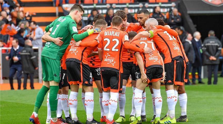 阿雅克肖客场失利，保级艰难依旧