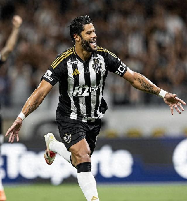 阿莱士•奥亚扎的梅开二度卢卡斯•奥拉查 阿莱士•奥亚扎的梅开二度卢卡斯•奥拉查