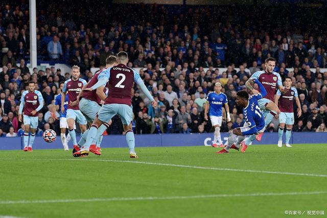 关于沃尔夫斯堡客场战胜伯恩利,豪取三分!的信息 关于沃尔夫斯堡客场战胜伯恩利,豪取三分!的信息