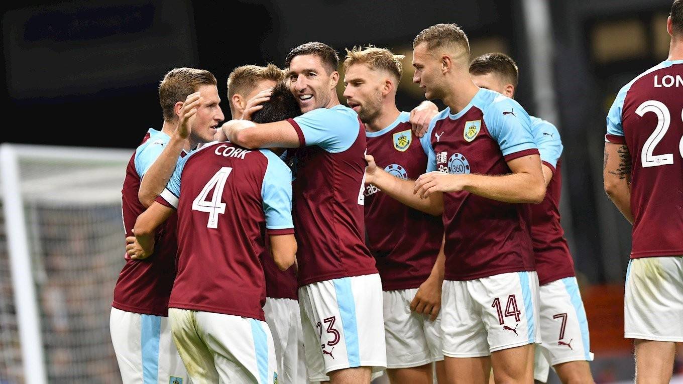 关于沃尔夫斯堡客场战胜伯恩利,豪取三分!的信息 关于沃尔夫斯堡客场战胜伯恩利,豪取三分!的信息