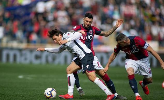 关于卡利亚里客场绝杀弗罗西诺内，保级希望重新点燃的信息