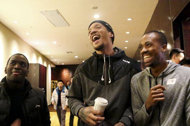 瑞典队员胜利在望,决胜关键时刻展现实力 瑞典队员胜利在望,决胜关键时刻展现实力