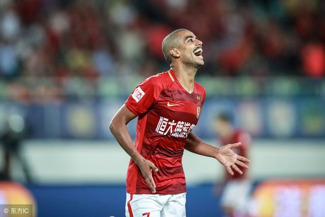 恒大主帅卡纳瓦罗:队员们表现不错,在进攻端创造了很多机会 恒大主帅卡纳瓦罗:队员们表现不错,在进攻端创造了很多机会