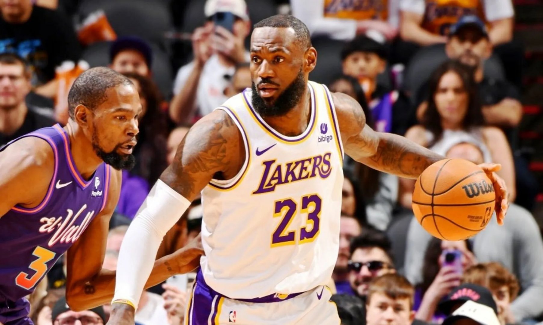 镜头回放两次,湖人险胜掘金 镜头回放两次,湖人险胜掘金