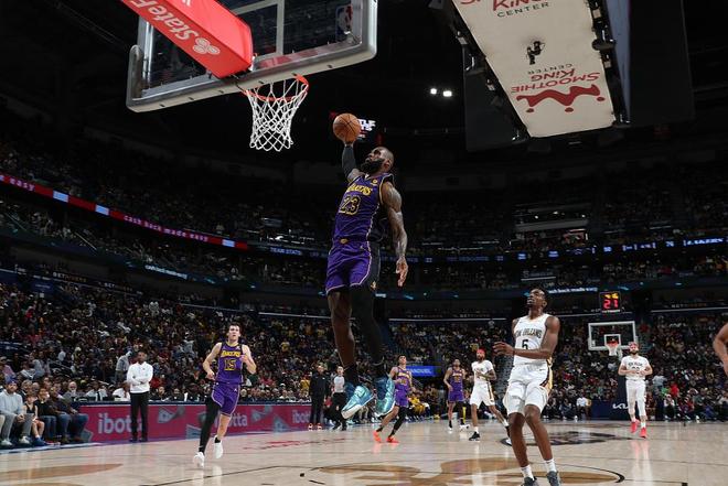 湖人惨败猛龙，詹姆斯空砍18分的简单介绍