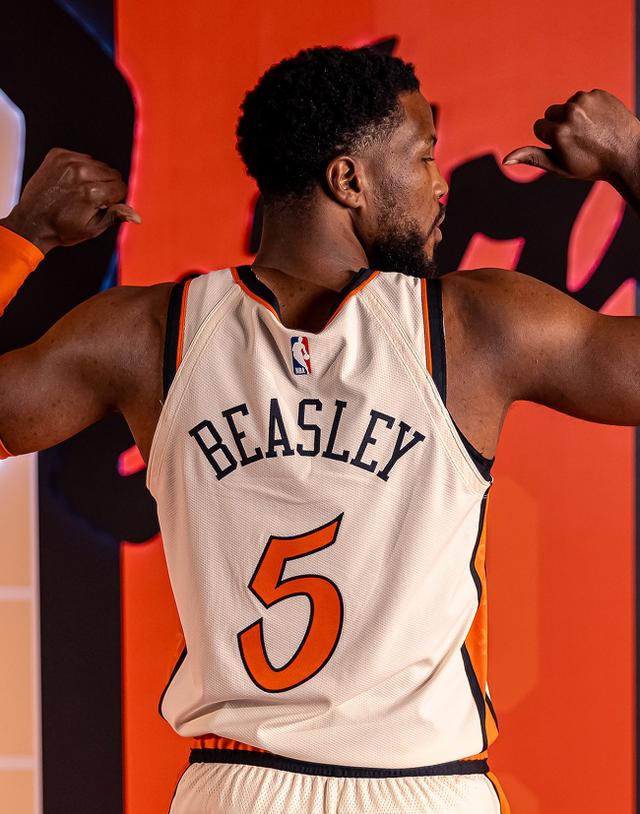 关于猛龙险胜活塞,保持领先优势的信息 关于猛龙险胜活塞,保持领先优势的信息